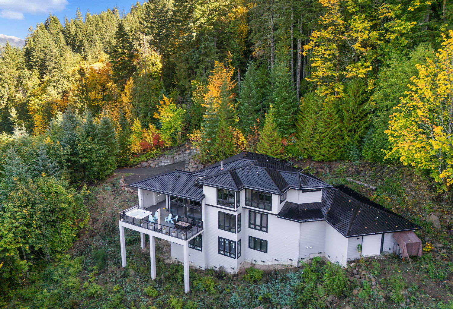 Mountain Hideaway-1