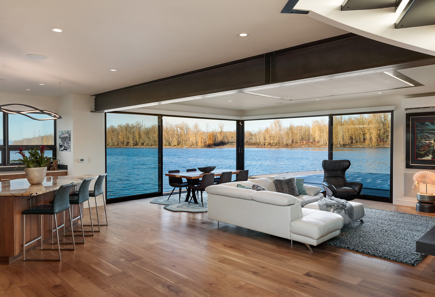 Modern-Float-7